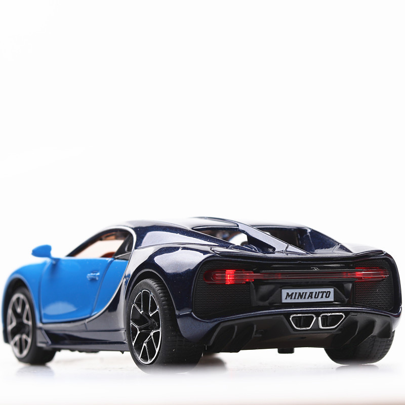 1:32 Chiron Simulation Superca - Photography Lighting Simulation recension och pris