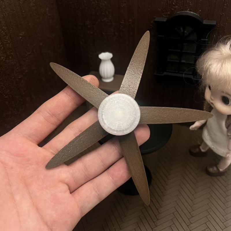 Miniature Ceiling Fan with LED - Vintage Photography Lighting recension och pris